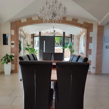 Holiday home Casa Quermanso