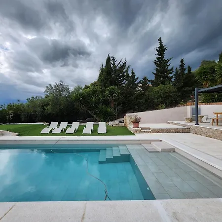 Casa Quermanso Holiday home *